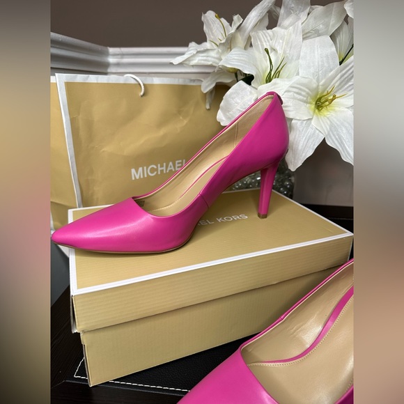 Michael Michael Kors Dorothy Flex French pink women’s pump - Picture 8 of 17